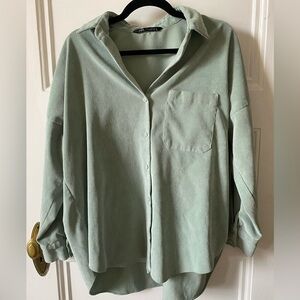 🌻Zara Mint Green Button-Up Shirt